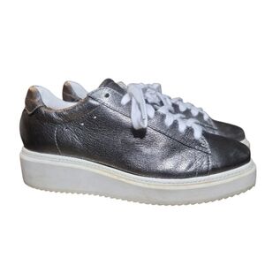Homers Artisan Ista Gunmetal Metallic Silver Leather Sneaker Size 38.5 Women's 7